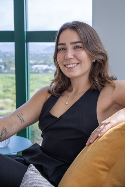 Nutricionista Renata Coutinho em Atendimento